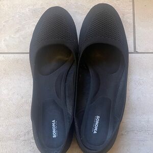 Sonoma Classic Black Mesh Slip-Ons